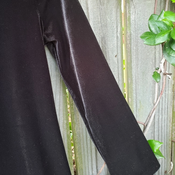 New! Talbots Petities black velvet mock neck top - Picture 7 of 9